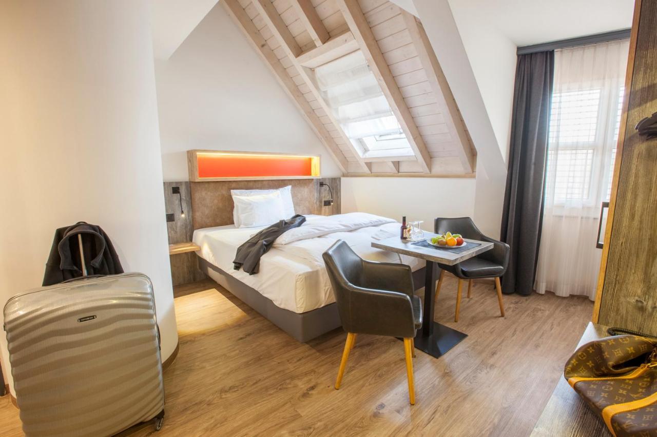 Boutiquehotel Thessoni Classic & Self Service Residence Home Zuerich Regensdorf Buitenkant foto