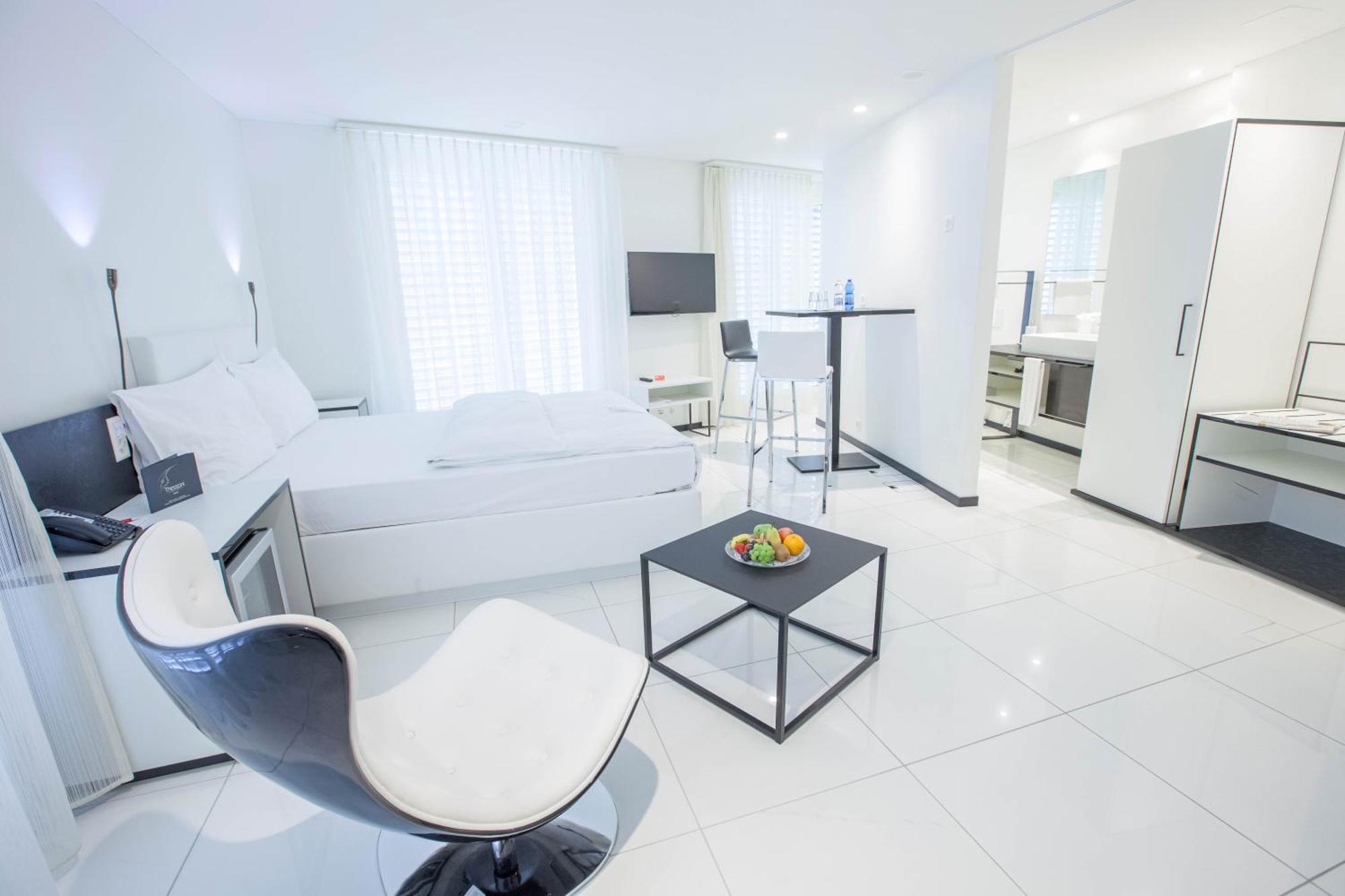 Boutiquehotel Thessoni Classic & Self Service Residence Home Zuerich Regensdorf Buitenkant foto