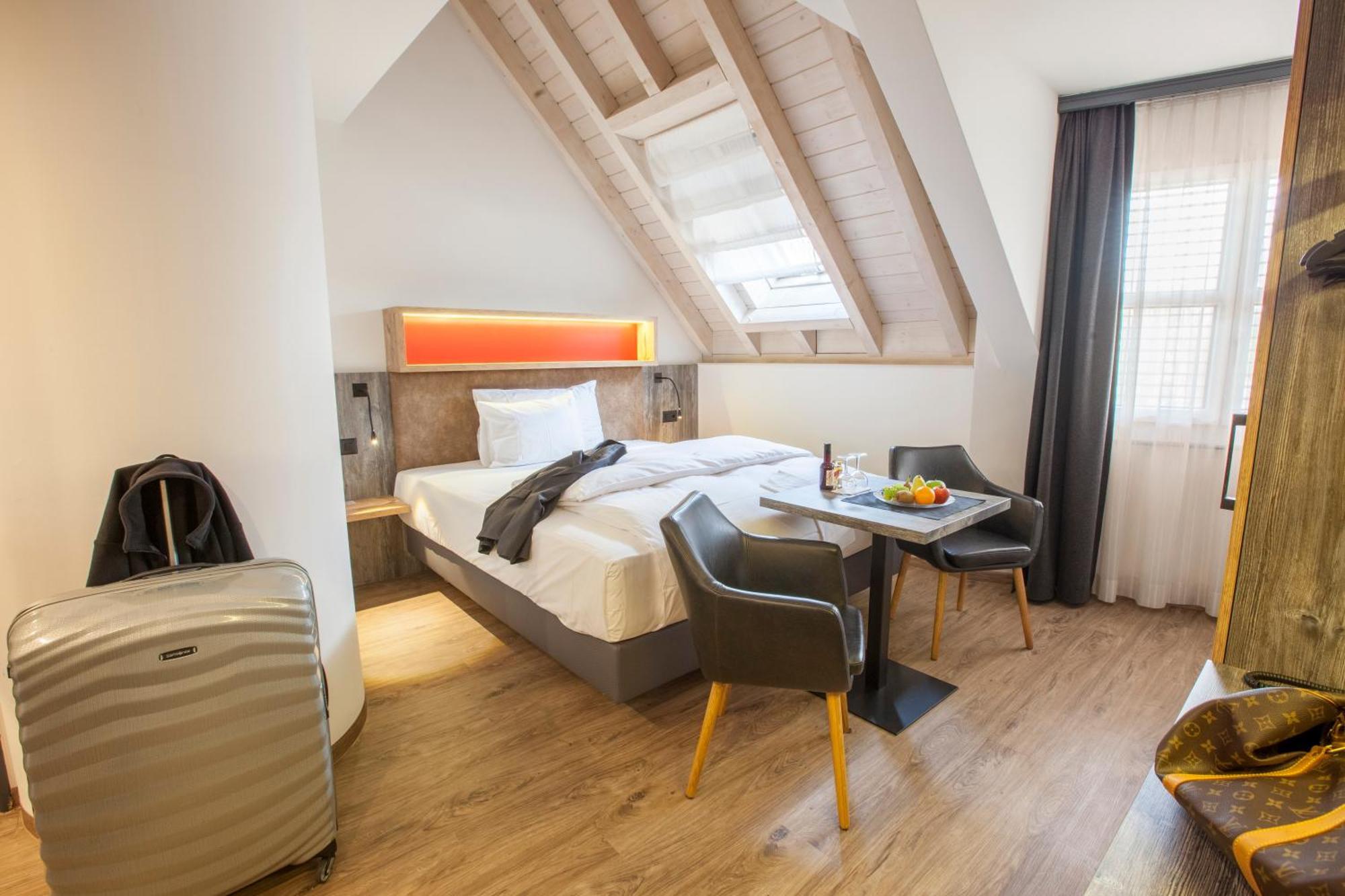 Boutiquehotel Thessoni Classic & Self Service Residence Home Zuerich Regensdorf Buitenkant foto
