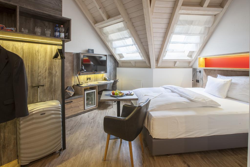 Boutiquehotel Thessoni Classic & Self Service Residence Home Zuerich Regensdorf Buitenkant foto