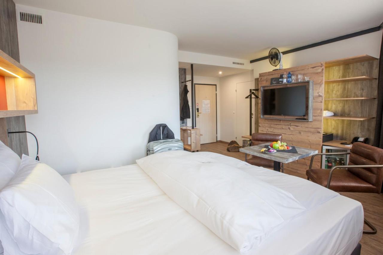 Boutiquehotel Thessoni Classic & Self Service Residence Home Zuerich Regensdorf Buitenkant foto